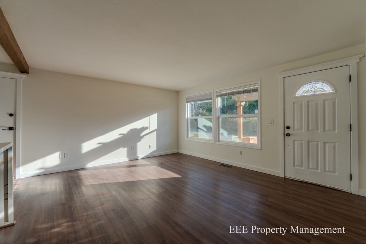 20616 Ne 75th Pl - Photo 5 of 23