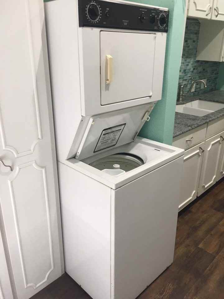 4312 Bellaire Dr S #127 - Photo 5 of 17