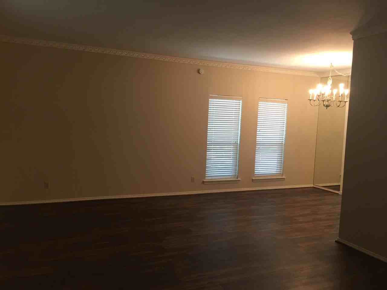 4312 Bellaire Dr S #127 - Photo 6 of 17