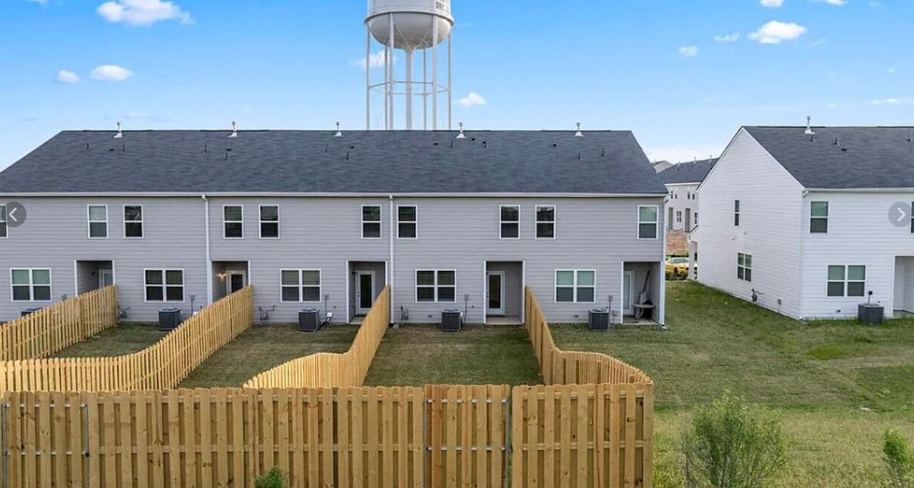 733 Grovebury Ct - Photo 4 of 25