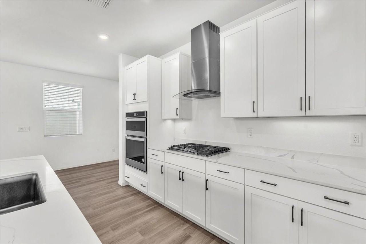 8538 Taizi Ave - Photo 6 of 41