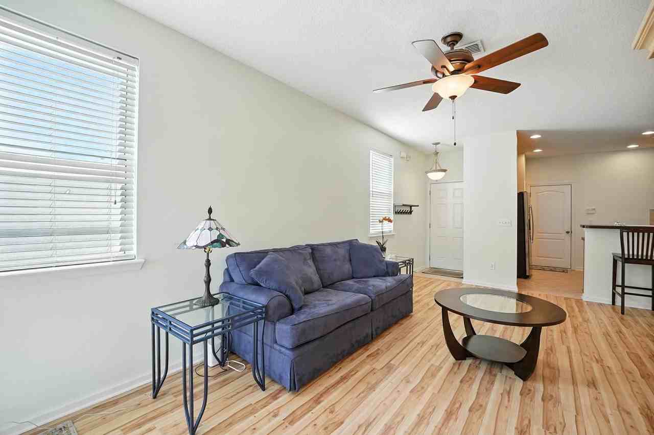 6119 Bartram Village Dr - Photo 5 of 46