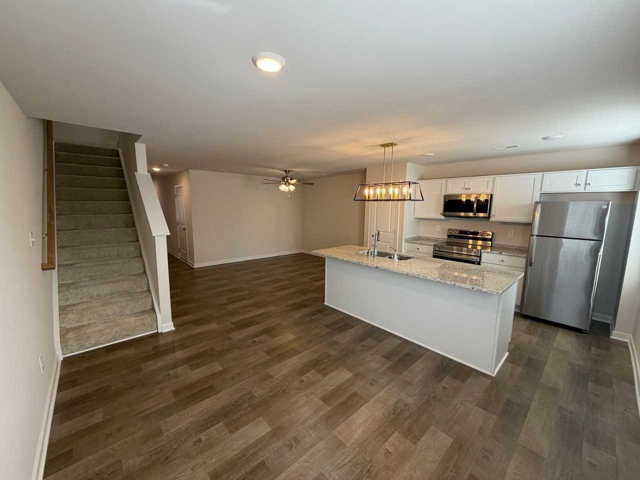 14711 Hancock Crest Way - Photo 5 of 50