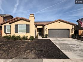 3042 N Hall St - Photo 1 of 1