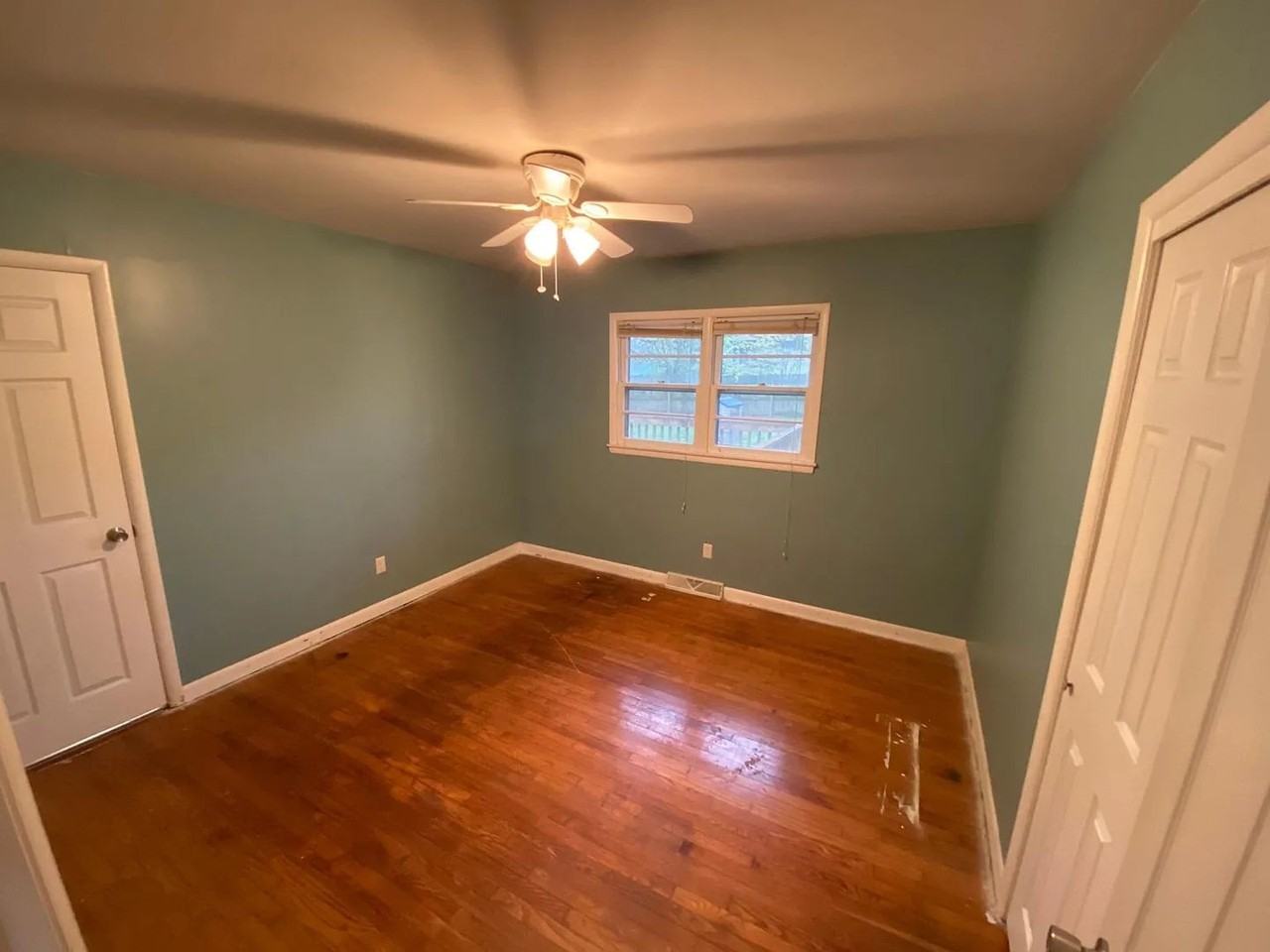 1912 S Weaver Ave - Photo 7 of 10