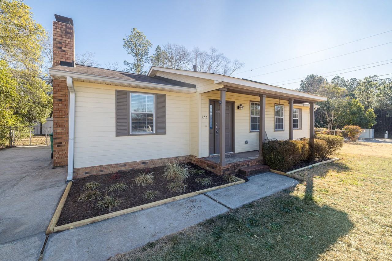 125 Magnolia Dr - Photo 4 of 41