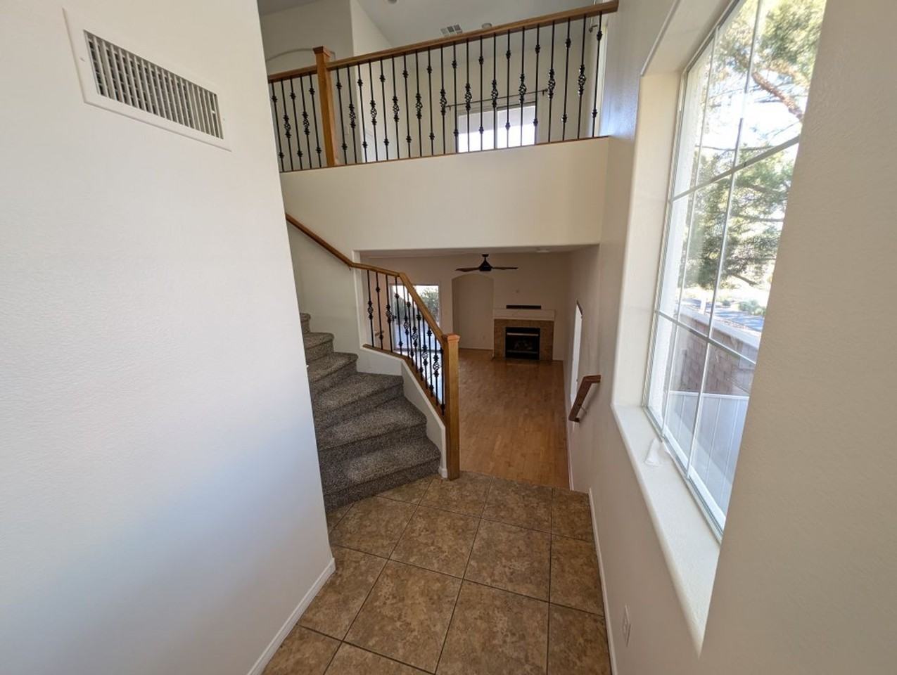 205 Heiple Ct - Photo 3 of 33