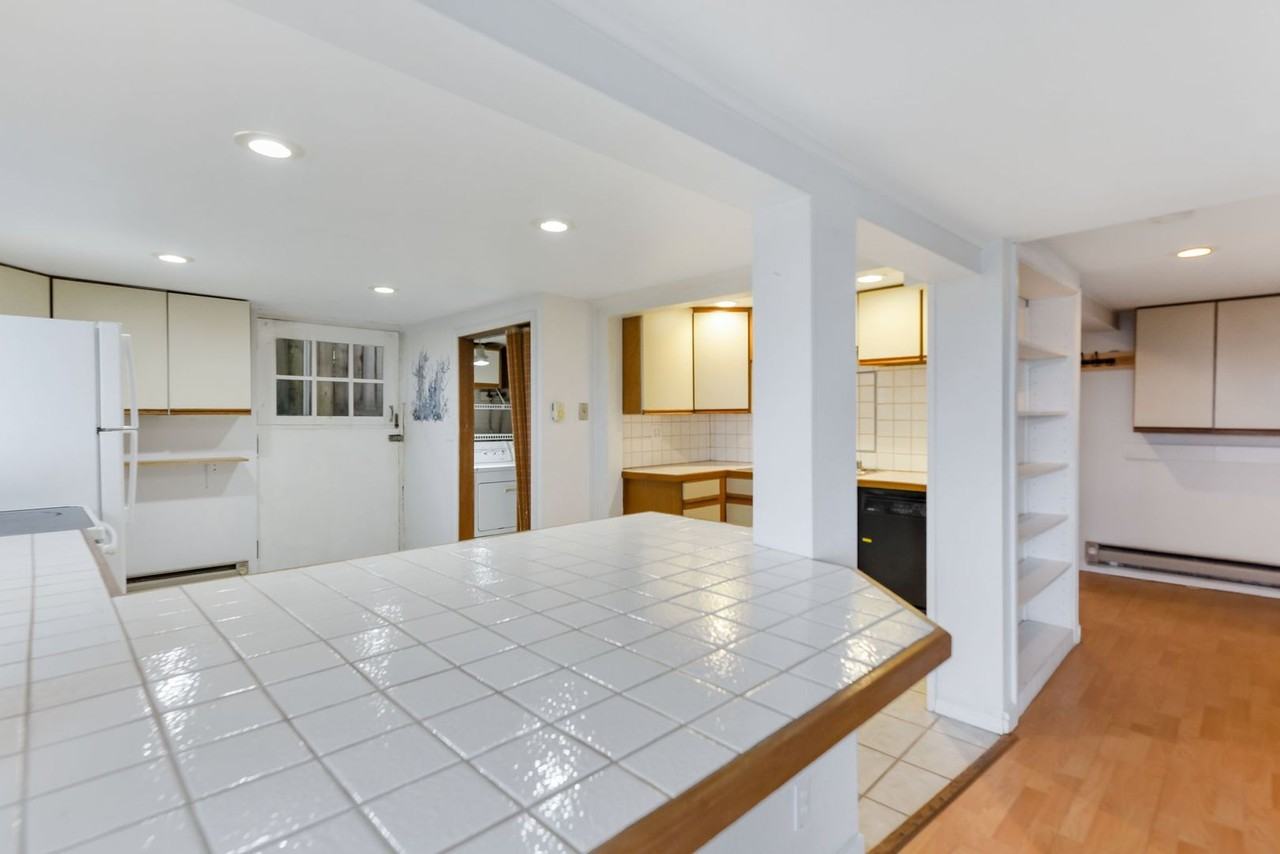 3252 Nw Esplanade ##1 - Photo 4 of 15