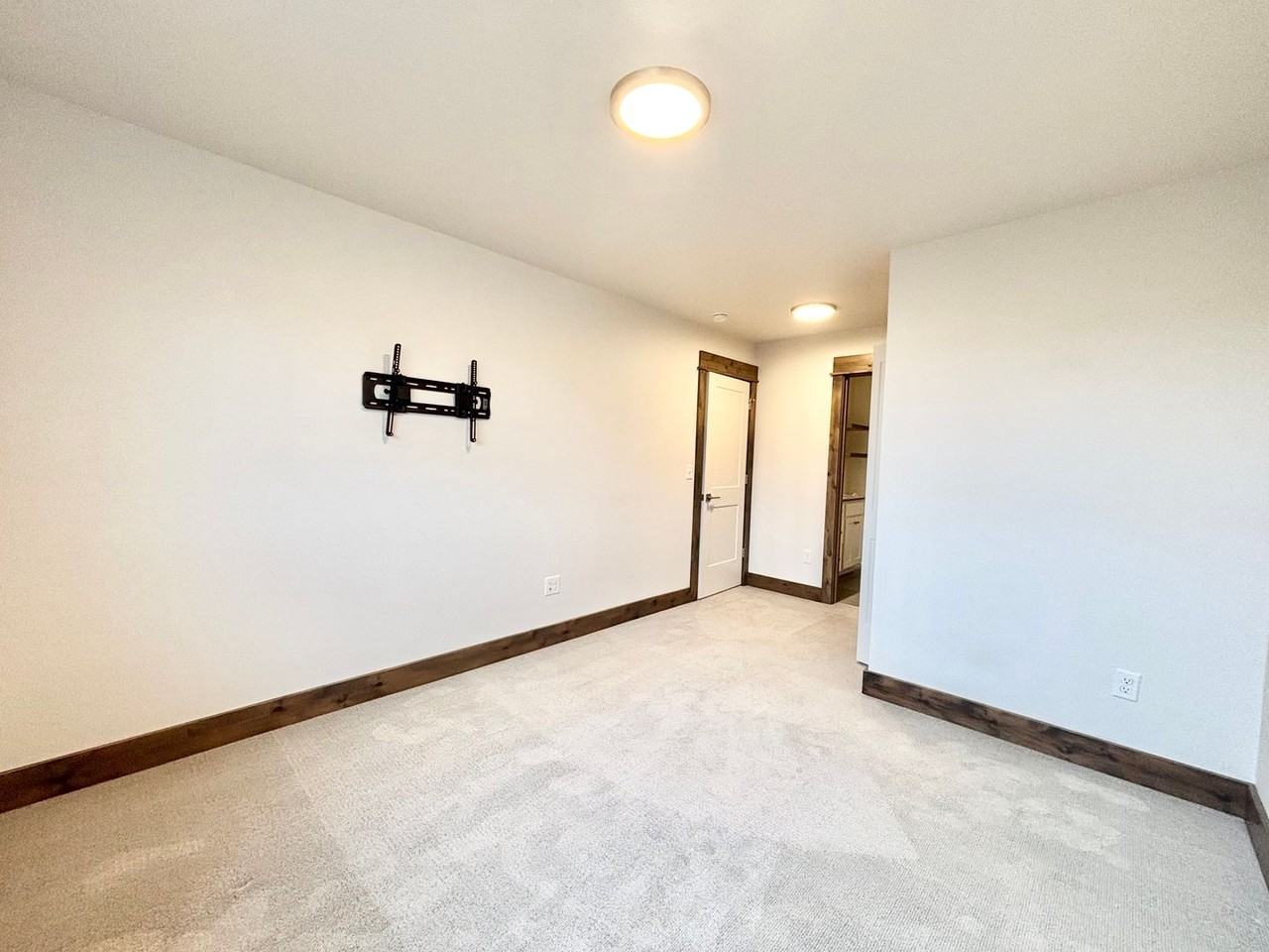 1020 Baxter Creek Way - Photo 7 of 14