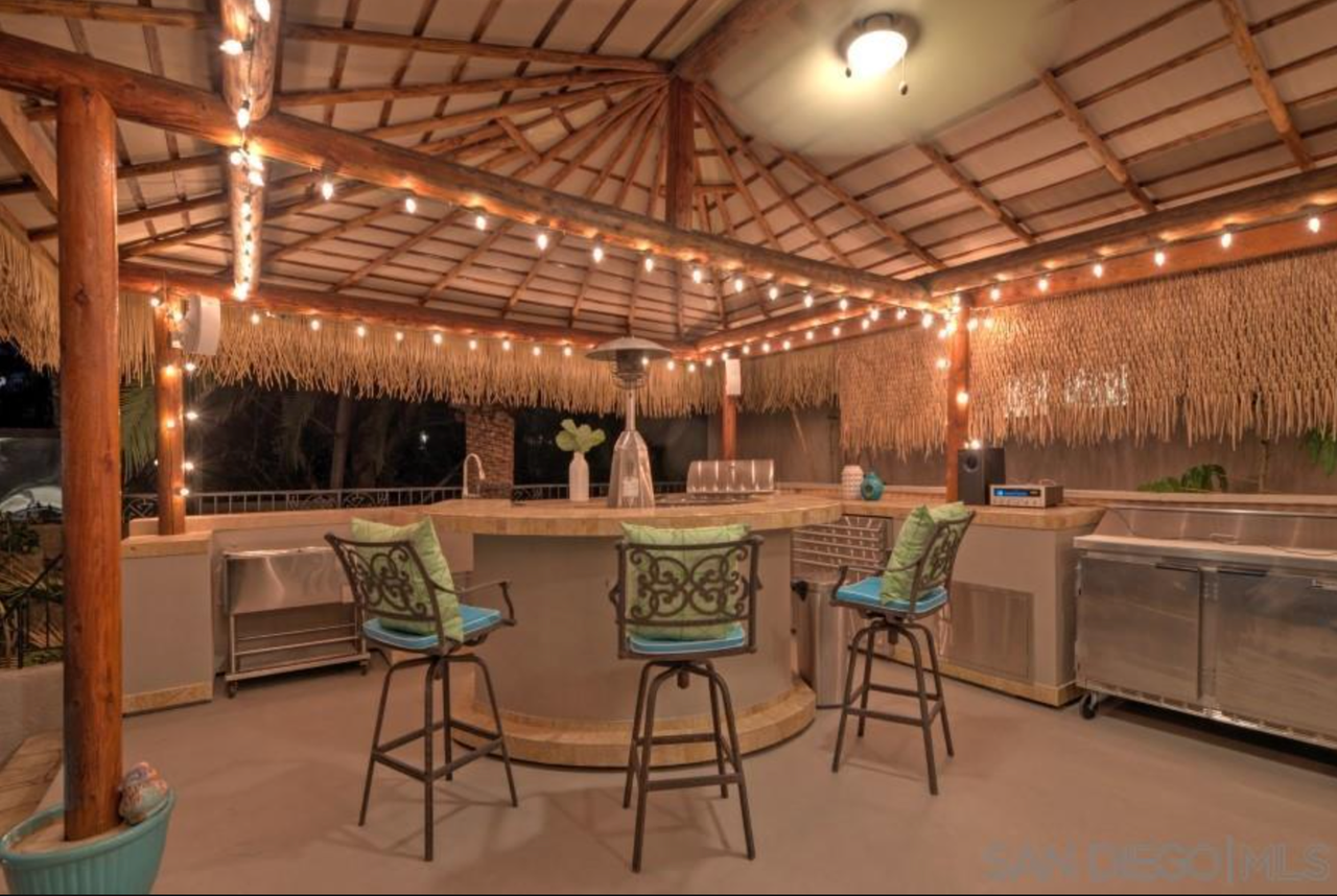 2324 Walmar Ln - Photo 4 of 31