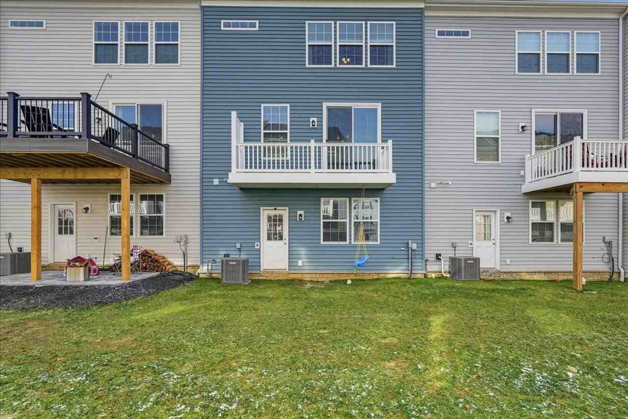 220 Truth Cir - Photo 2 of 29