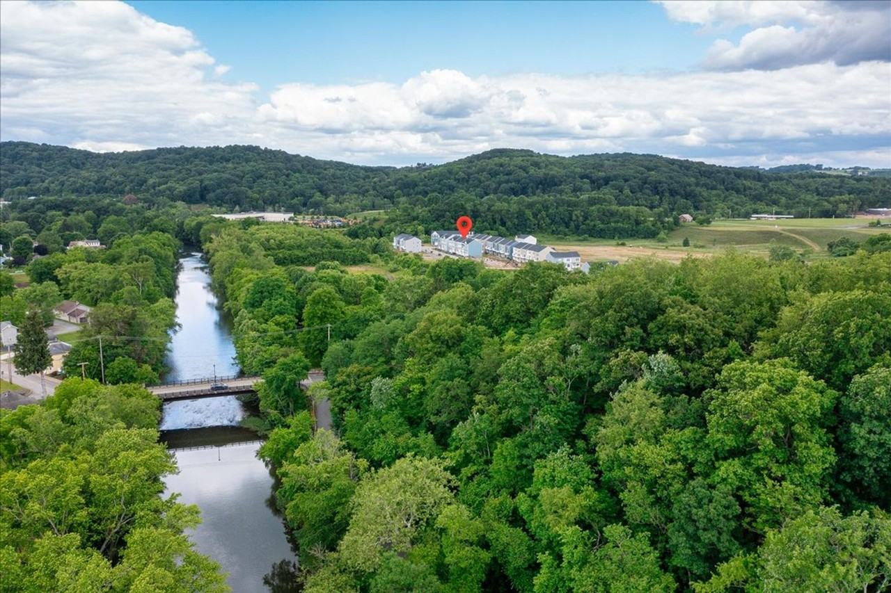 220 Truth Cir - Photo 3 of 29