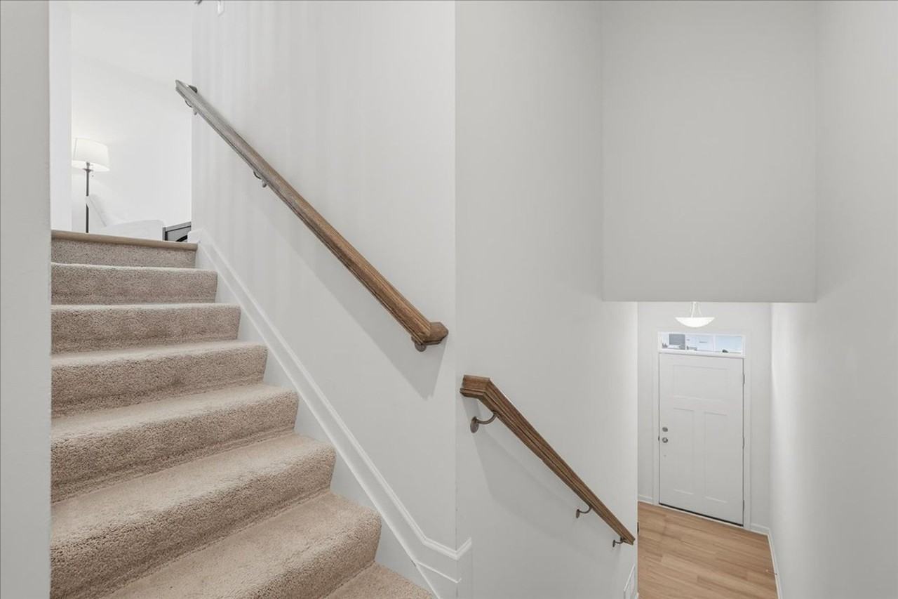 220 Truth Cir - Photo 5 of 29