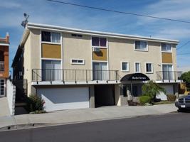 featured image of 456 W 11th St