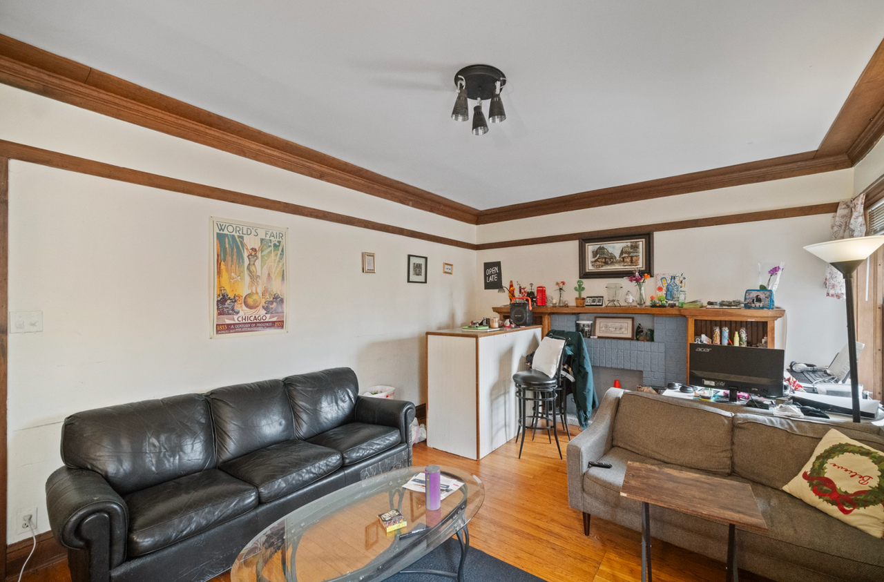 1223 North Shore - Photo 5 of 10