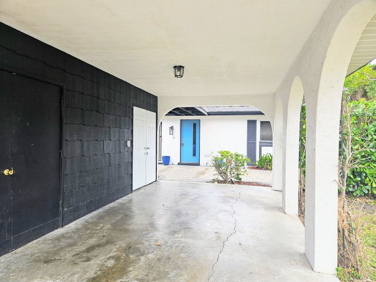 523 Se 24th Ave - Photo 4 of 33