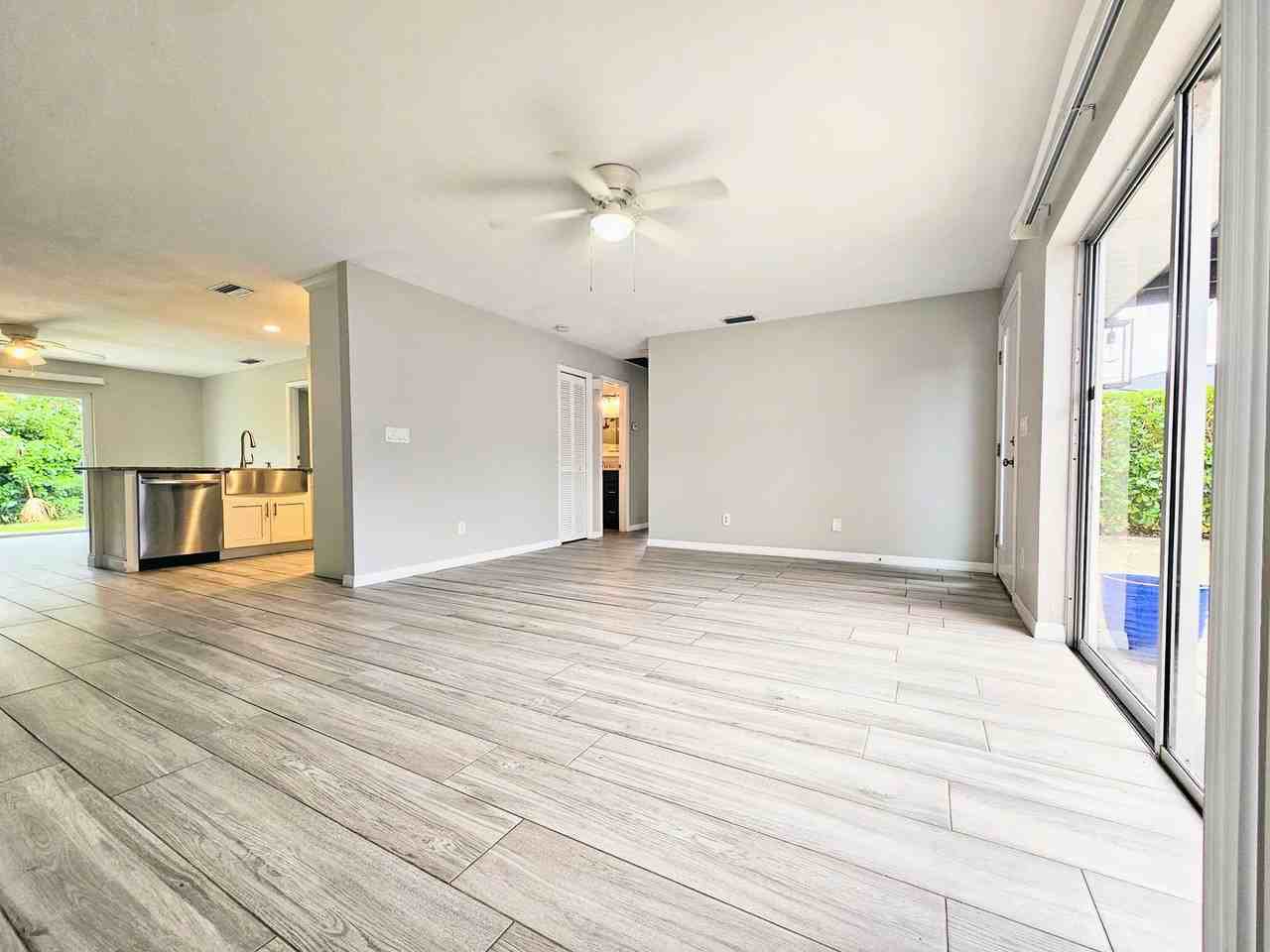 523 Se 24th Ave - Photo 7 of 33