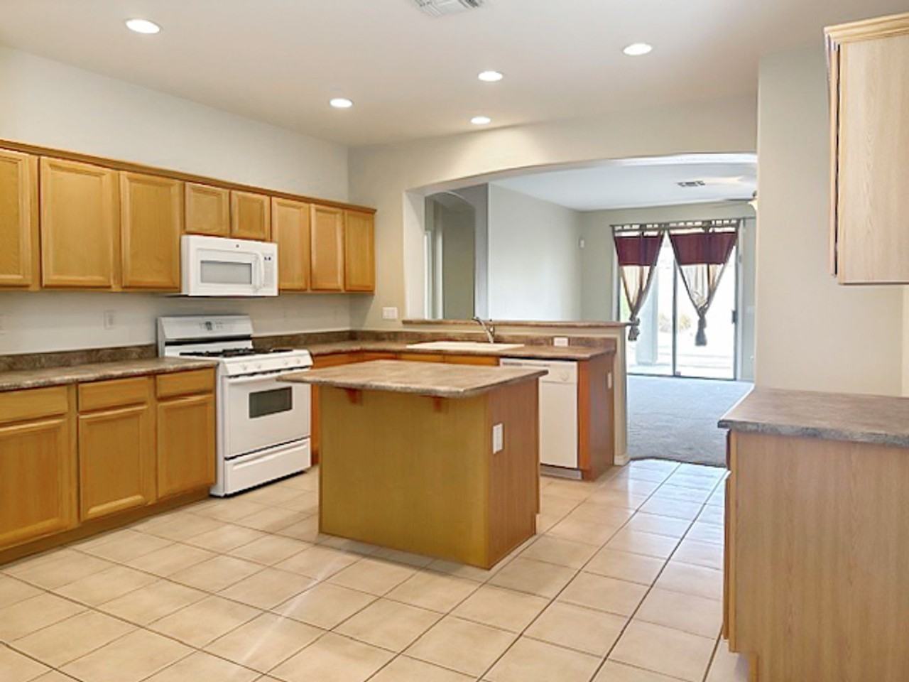 3974 N 146th Ln - Photo 7 of 25