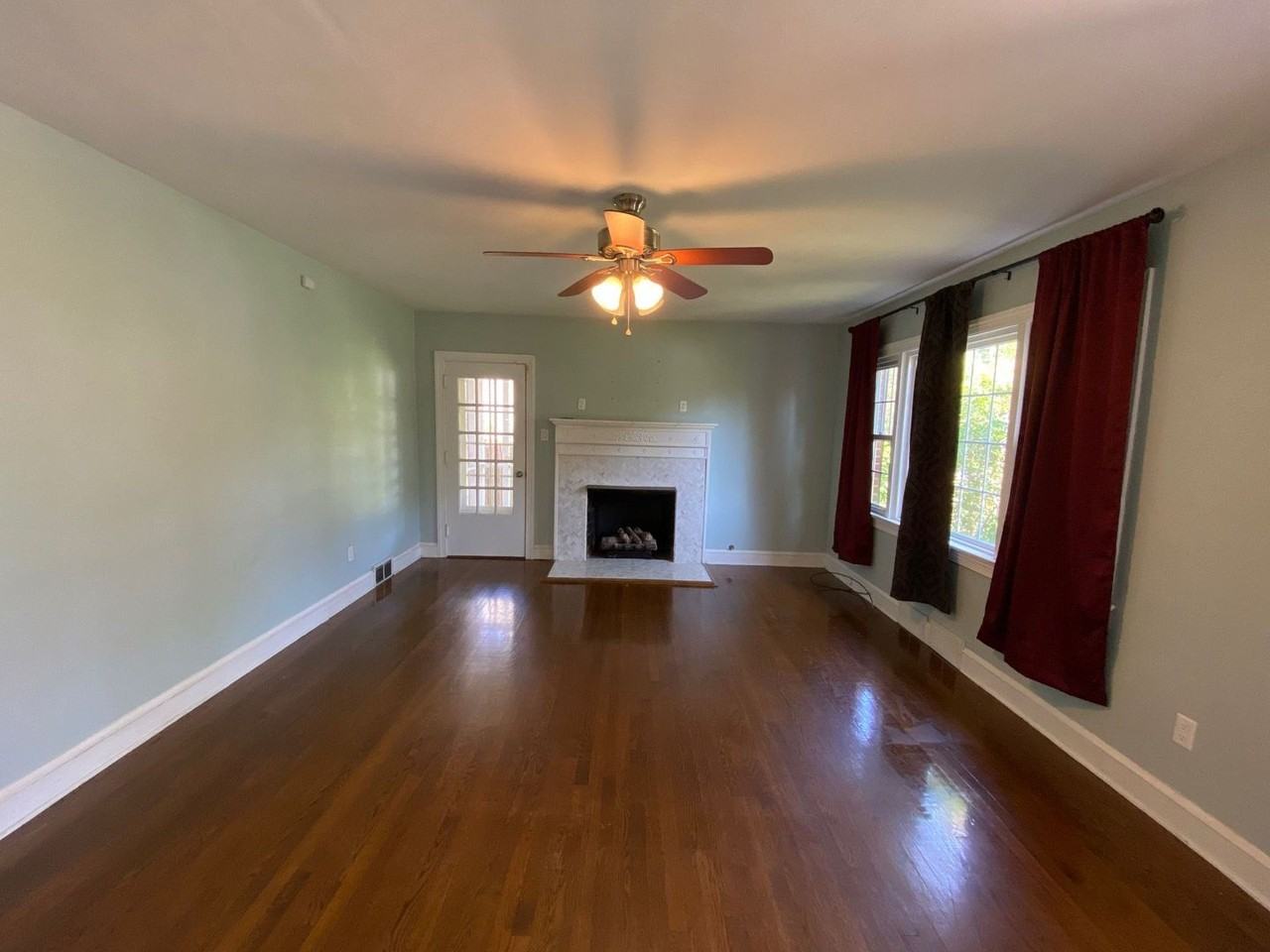 2213 Wildwood Rd - Photo 4 of 20