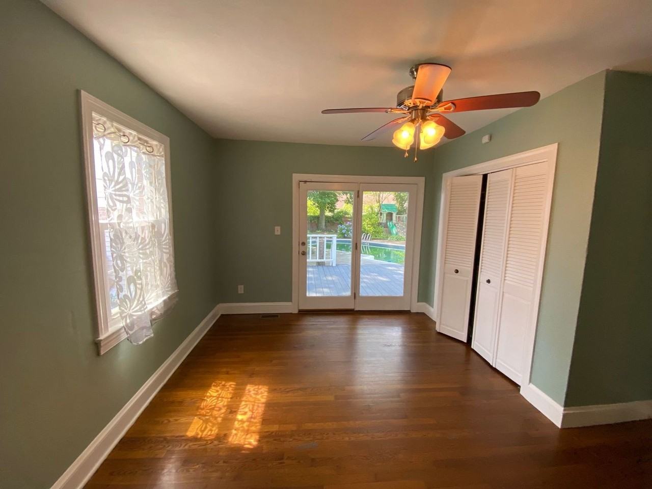 2213 Wildwood Rd - Photo 6 of 20