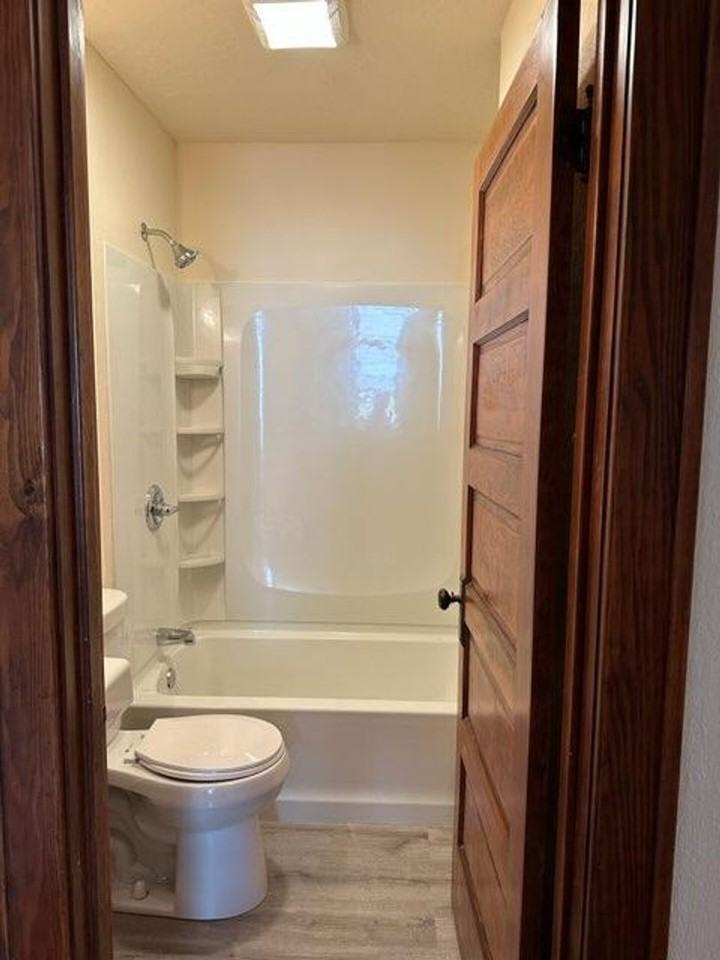 3422 Davis Ave - Photo 6 of 10