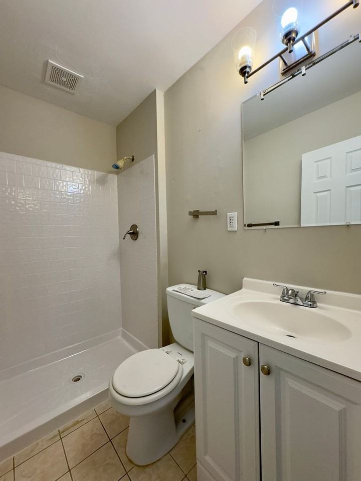 2959 Liberty Pkwy - Photo 7 of 27