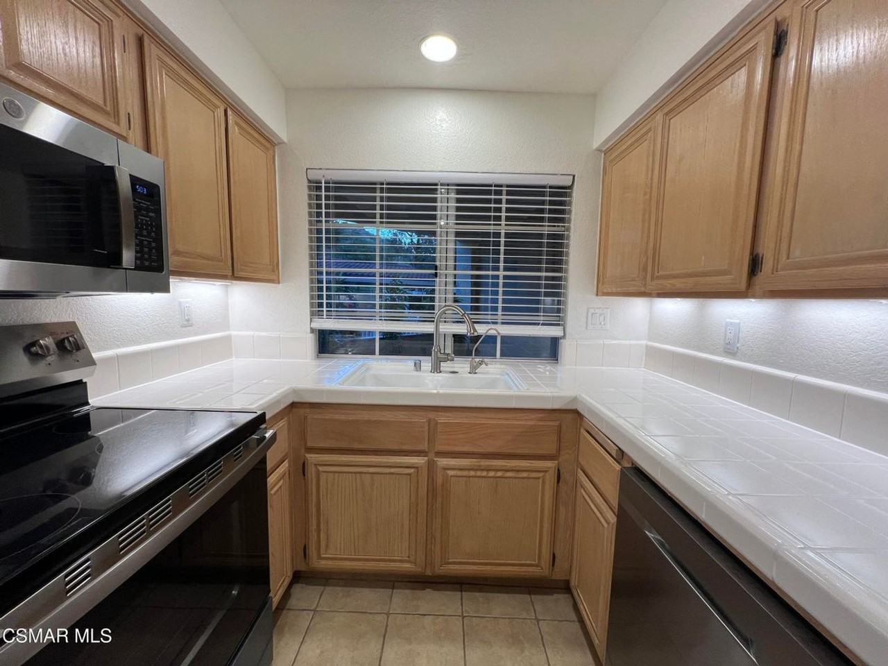 5728 Oak Bend Ln #206 - Photo 6 of 27