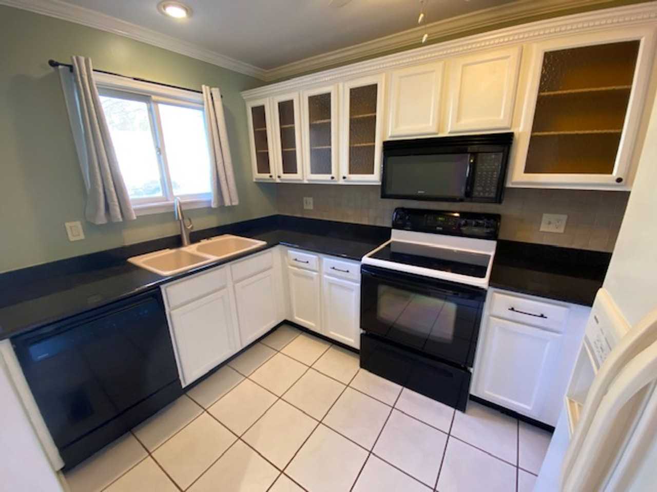 727 Canvasback Ct - Photo 5 of 29