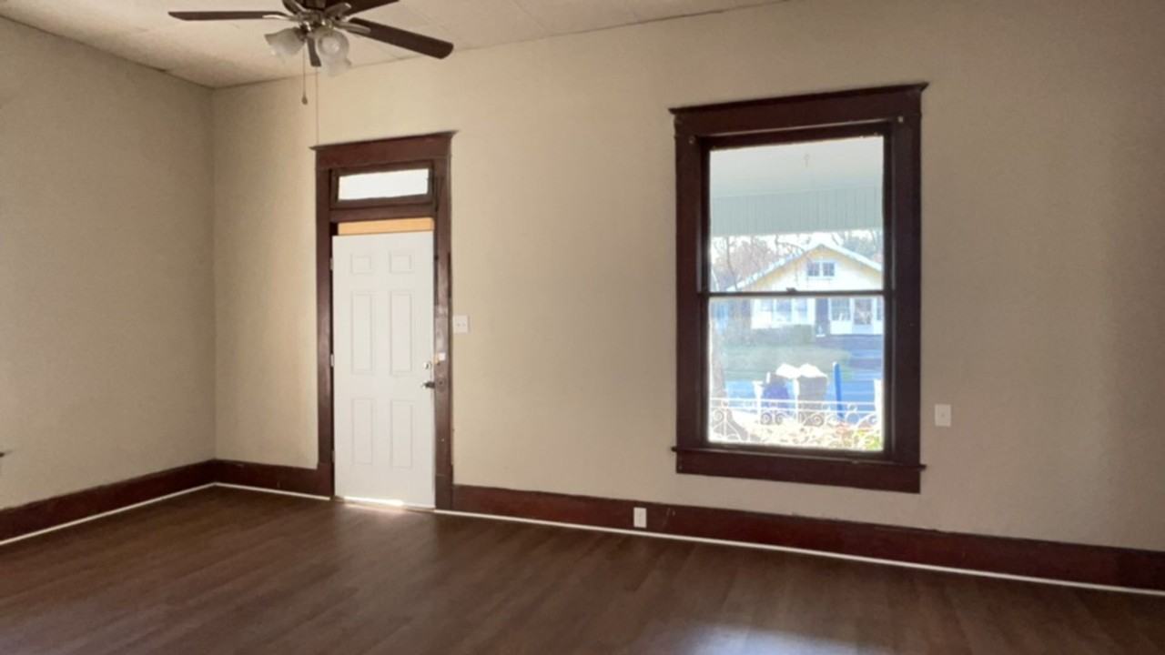 2109 Highland Ave - Photo 2 of 16