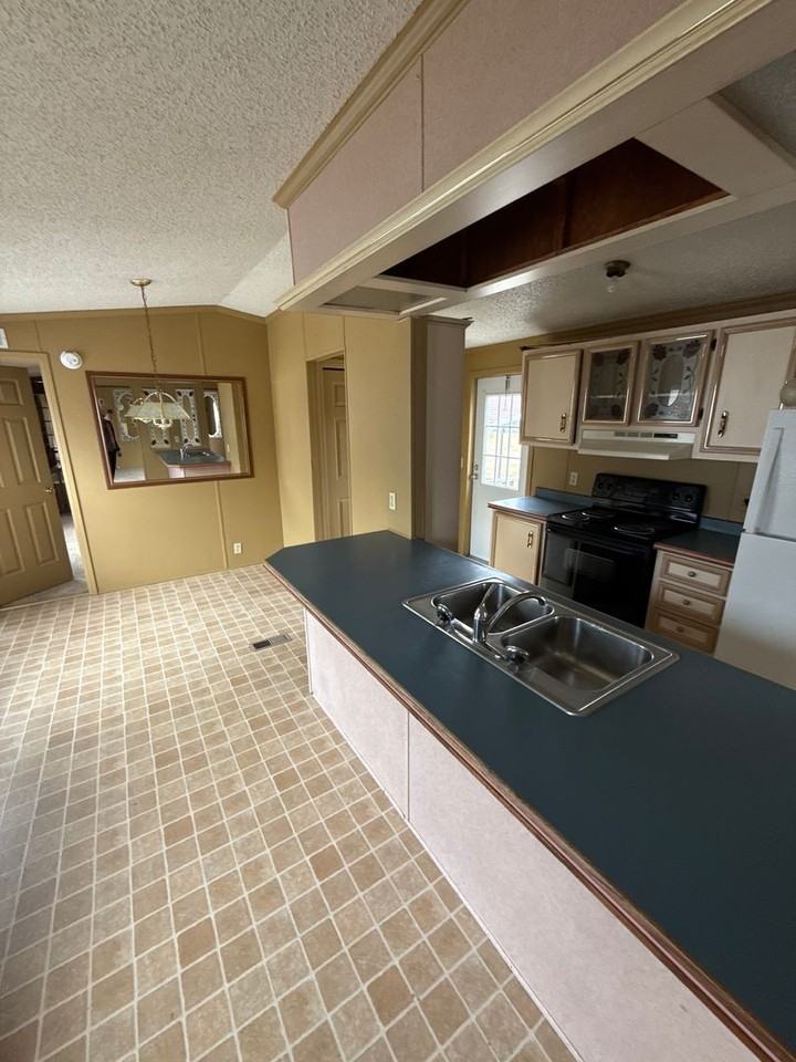 5615 Sr 363 - Photo 4 of 11