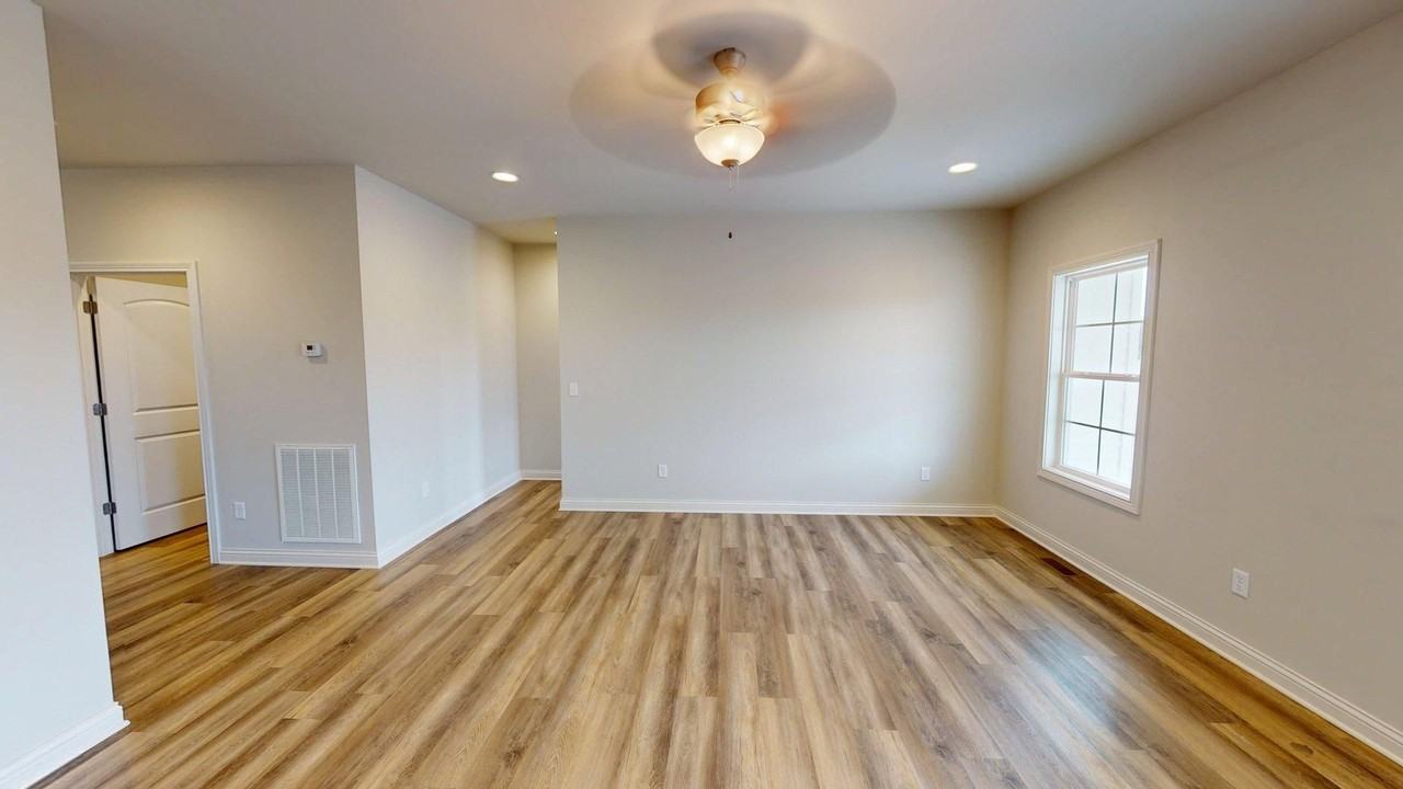 2021 Browning Rd - Photo 6 of 17