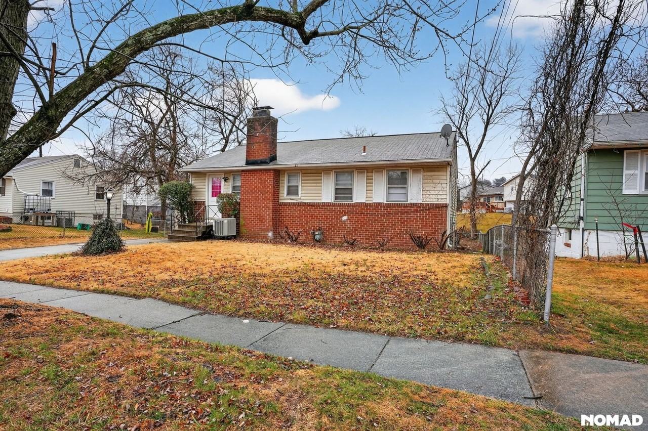 6502 Parkway Ct - Photo 2 of 17