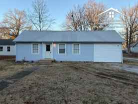 703 W 7th St - Photo 1 of 1