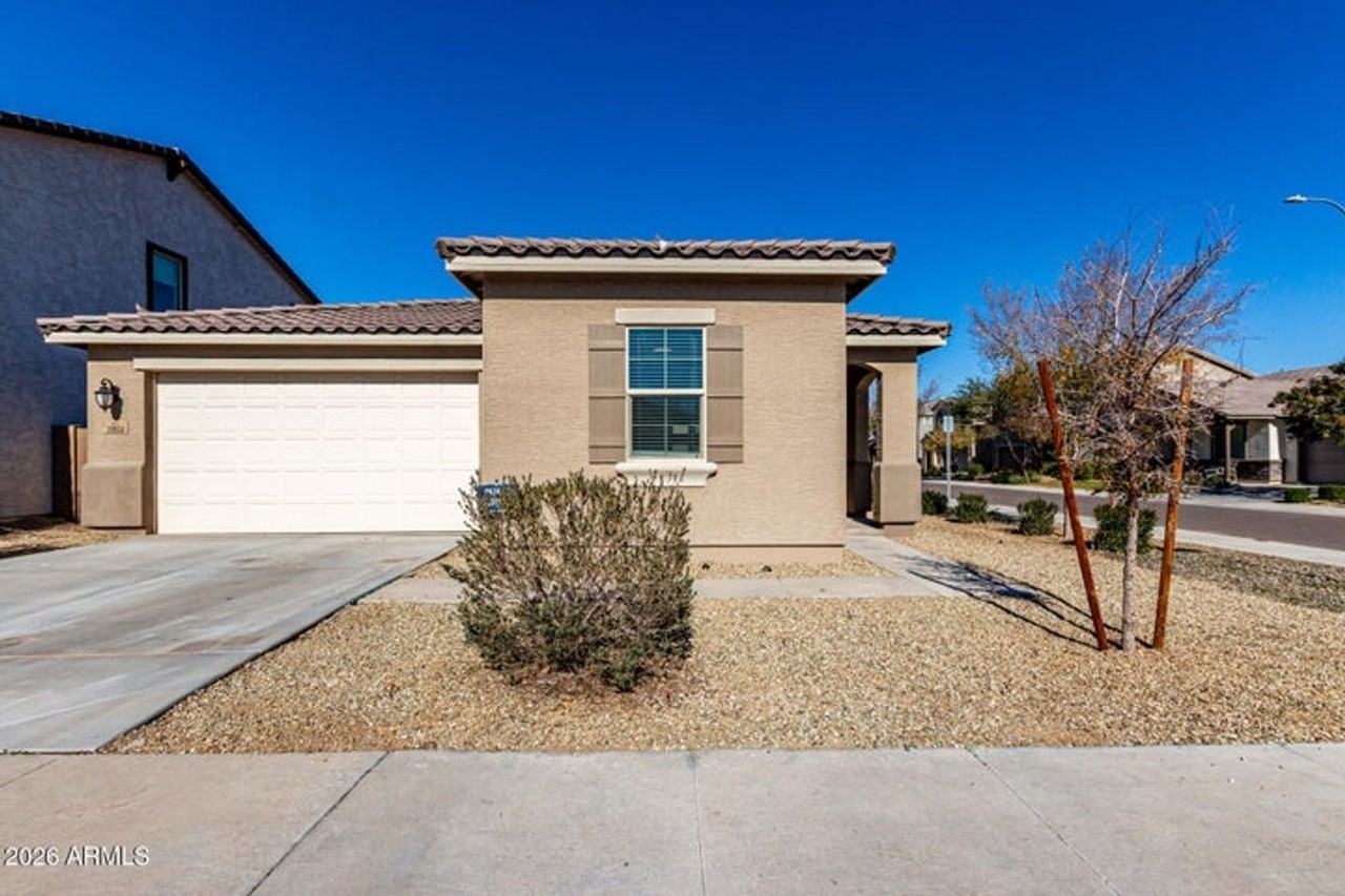 10954 W Melvin St - Photo 2 of 20