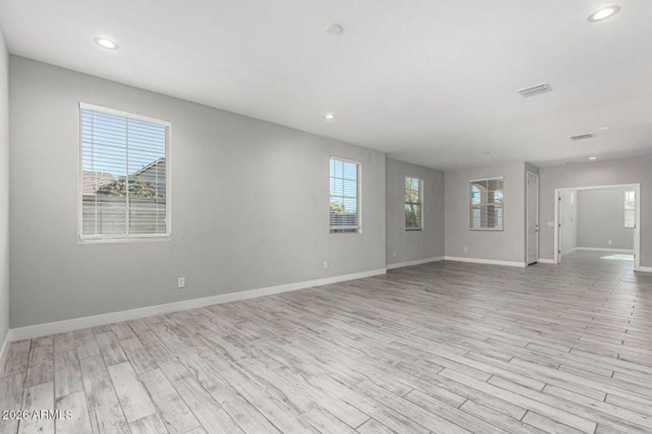 10954 W Melvin St - Photo 3 of 20