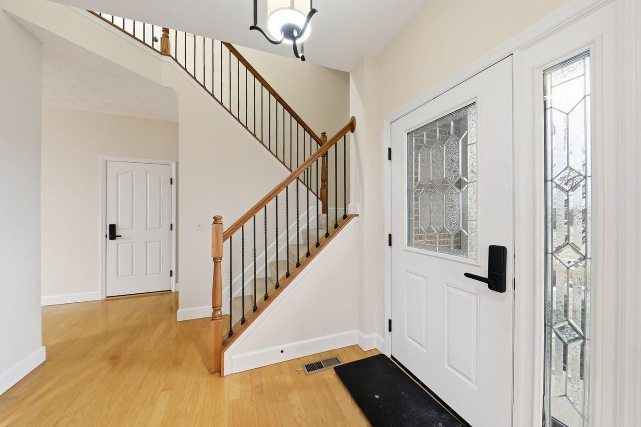 997 Sweeney Dr - Photo 7 of 29