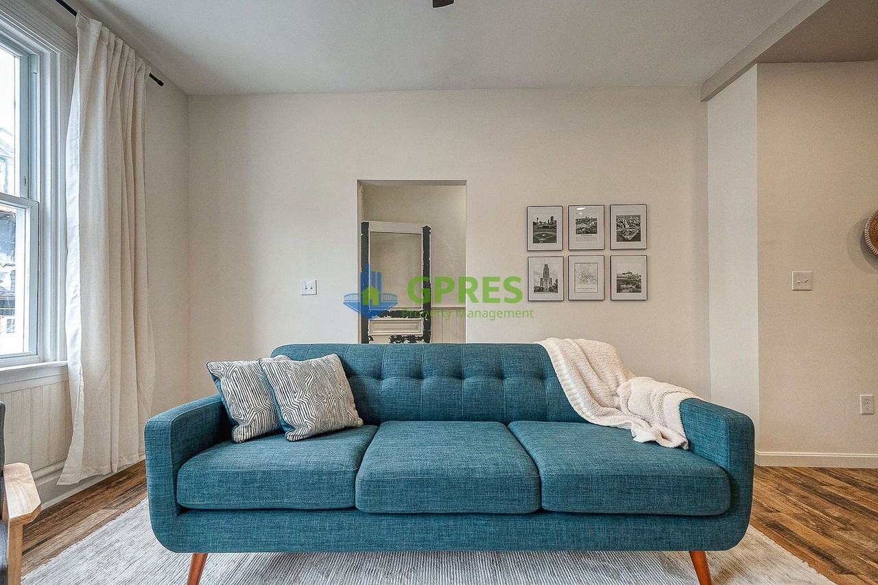 1119 Voskamp St - Photo 5 of 38