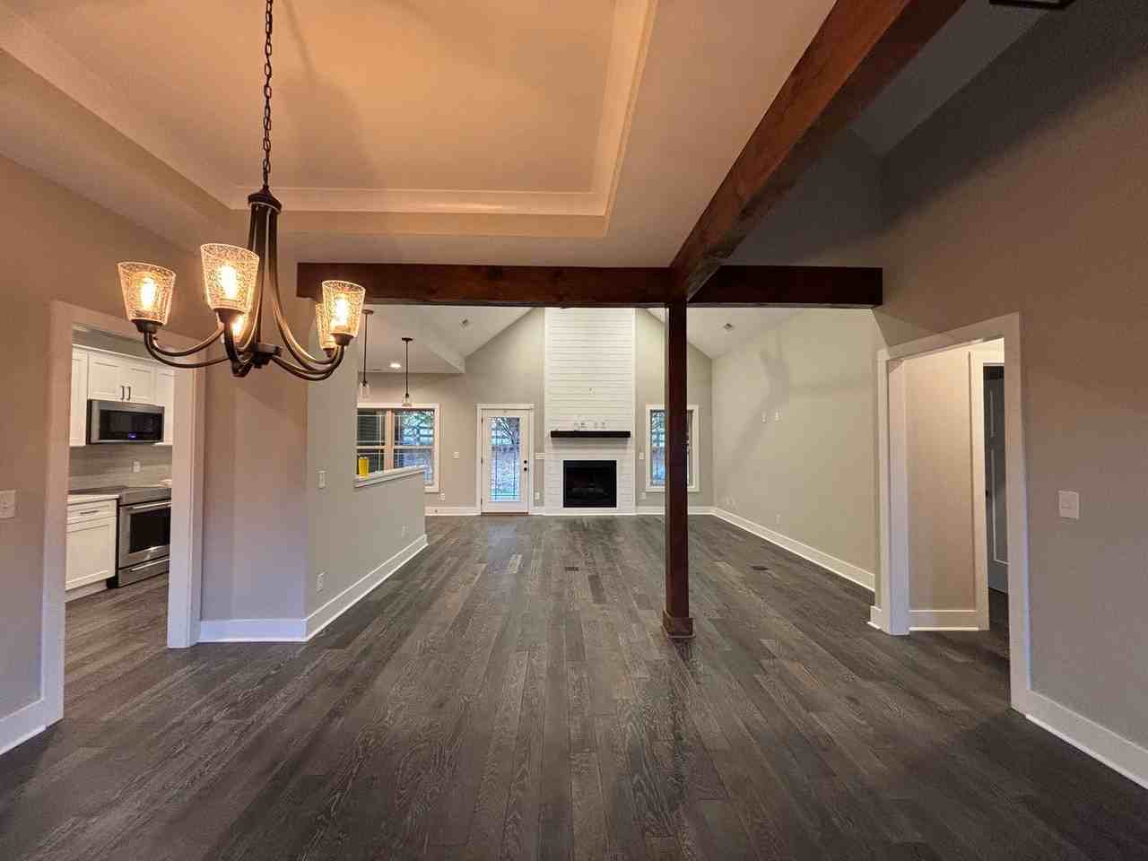 1240 N Austin Springs Rd - Photo 2 of 18