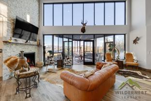 332 Lakeview Dr - Photo 1 of 1