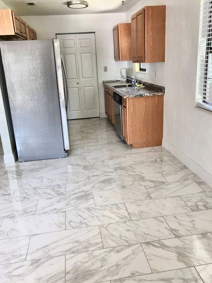 290 S Old Kings Rd - Photo 6 of 17