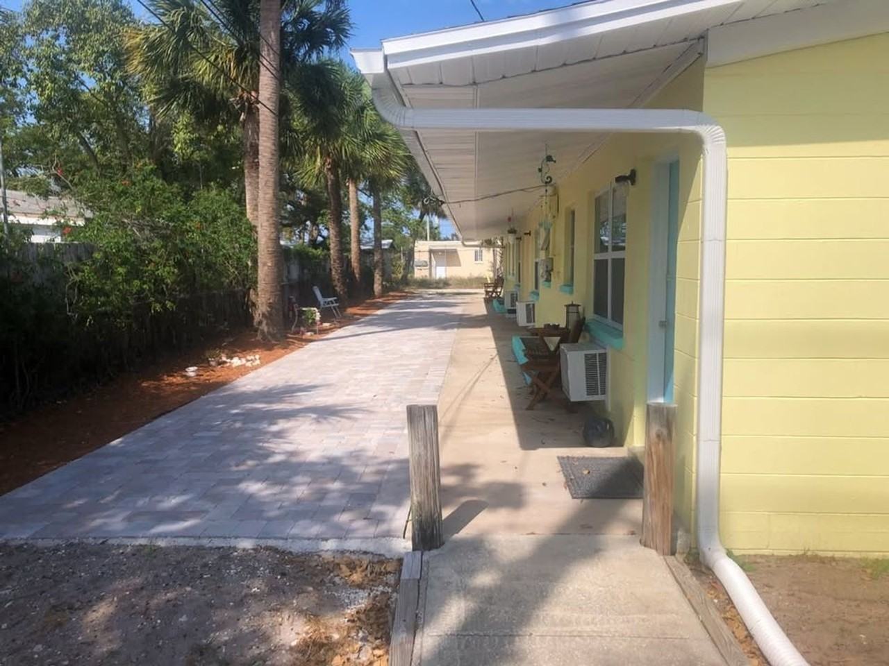 2125 Highland Ave - Photo 2 of 12