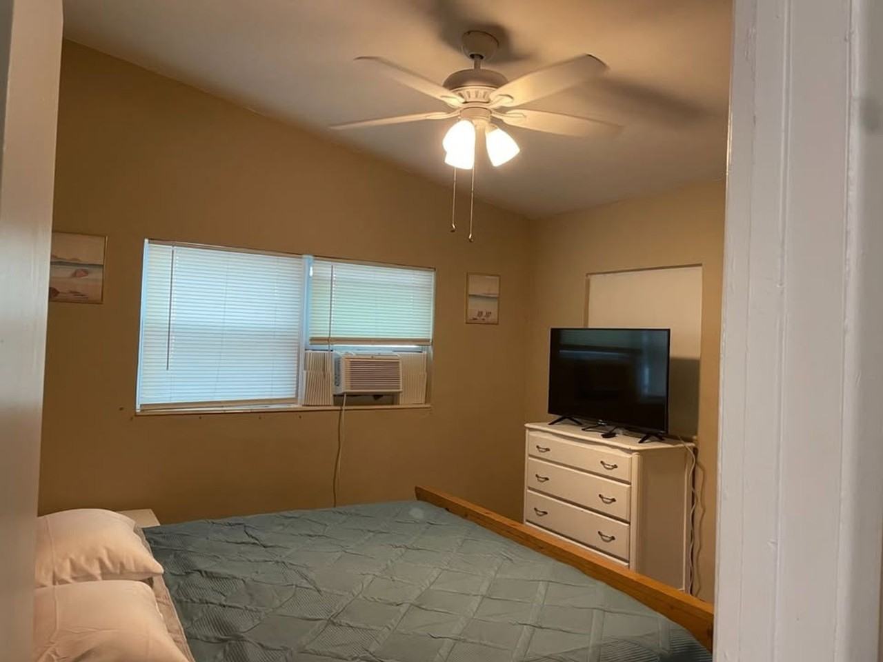 2125 Highland Ave - Photo 6 of 12