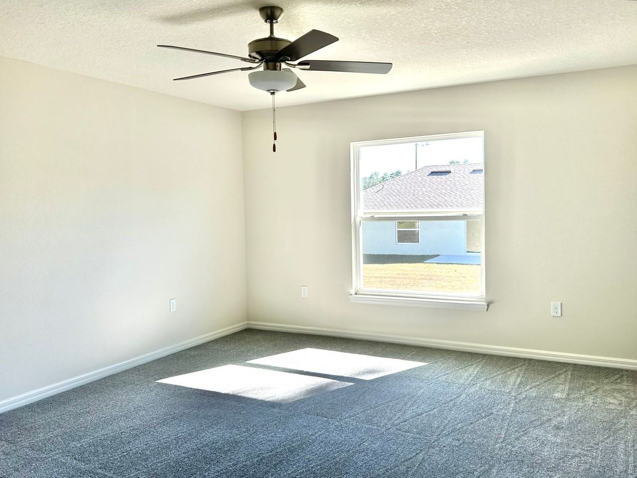 678 W Walkertown Dr - Photo 7 of 7