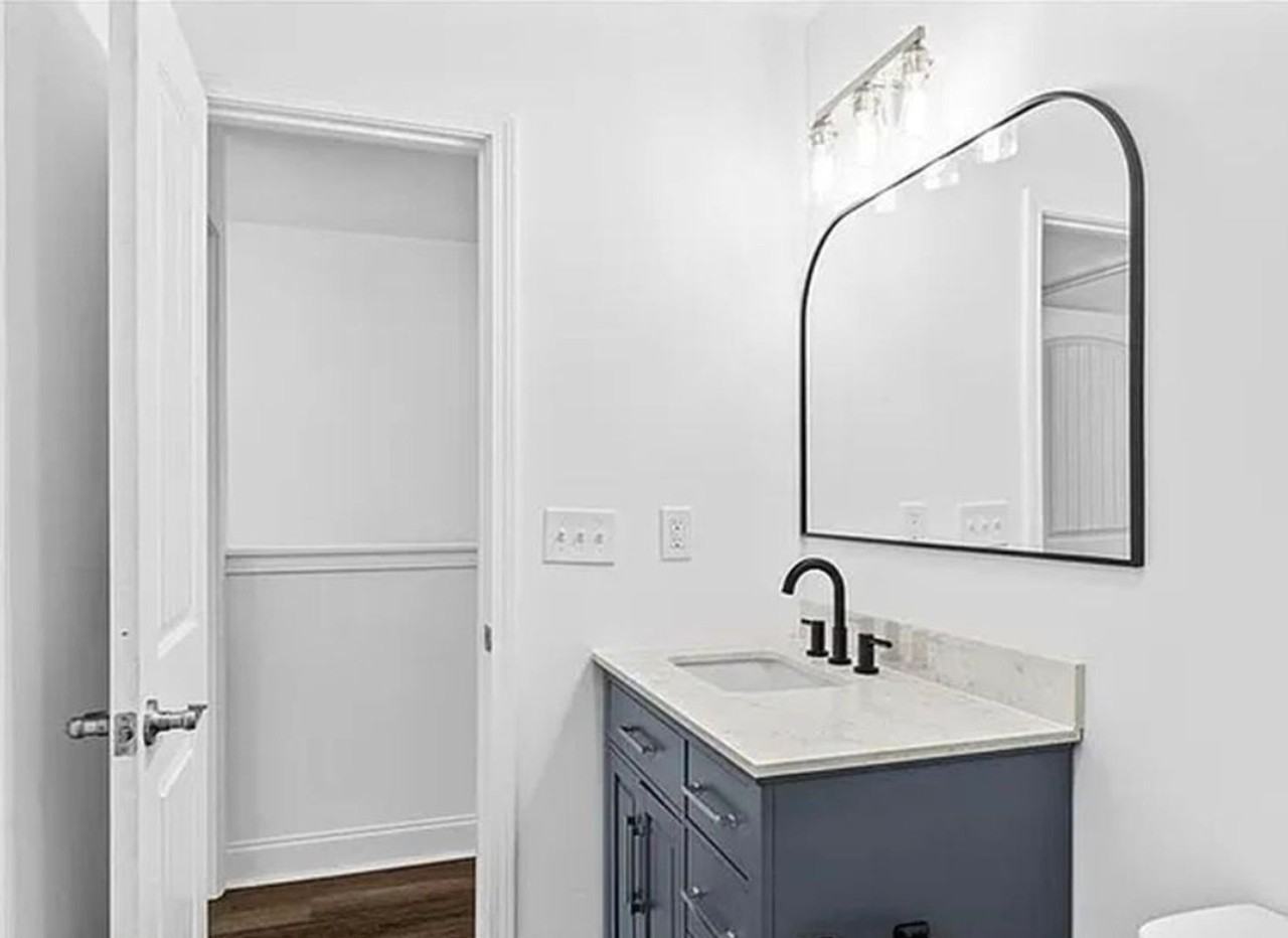 1410 Cleo Way #B - Photo 6 of 11