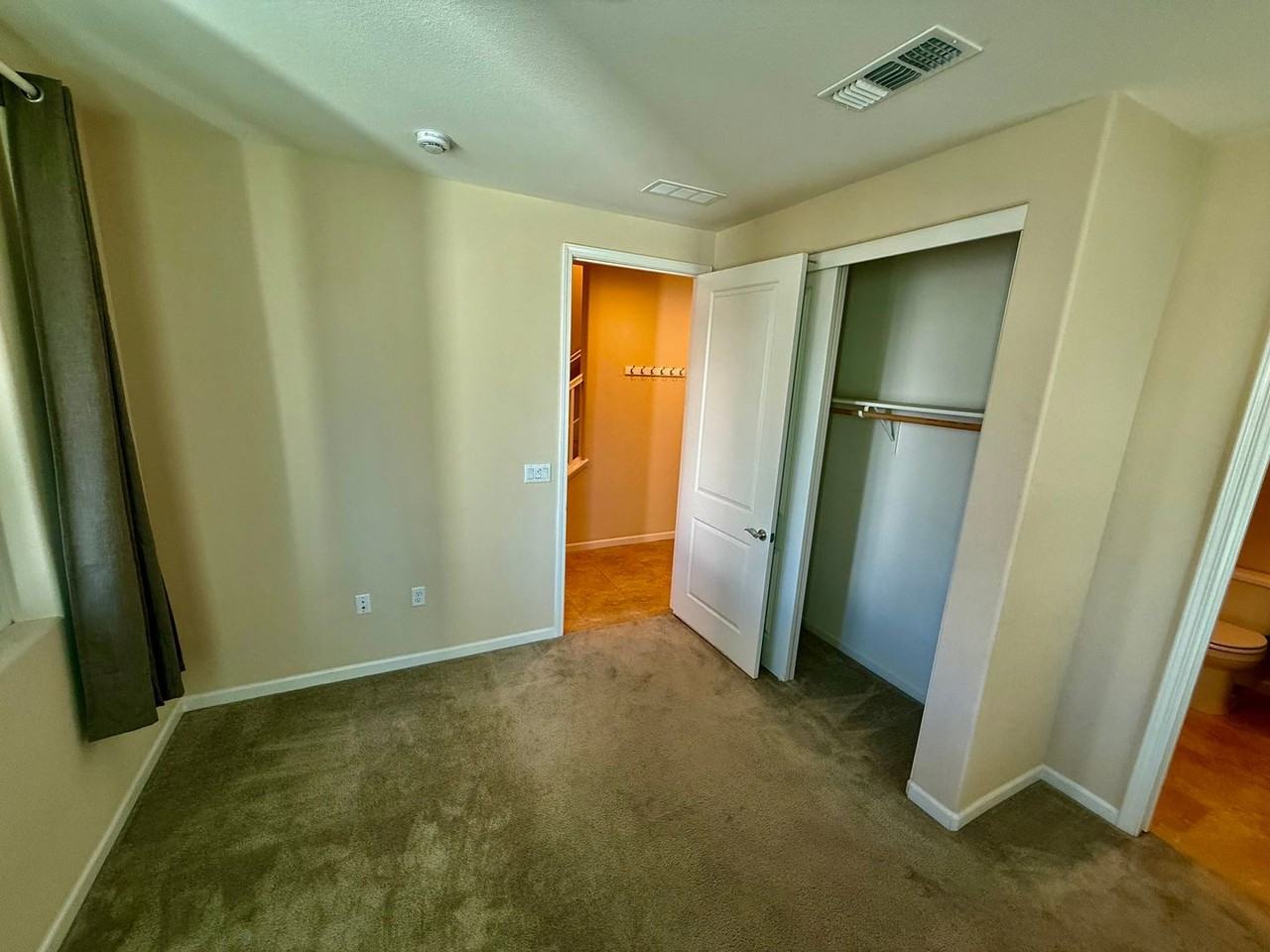 5670 El Dorado Ln - Photo 5 of 30