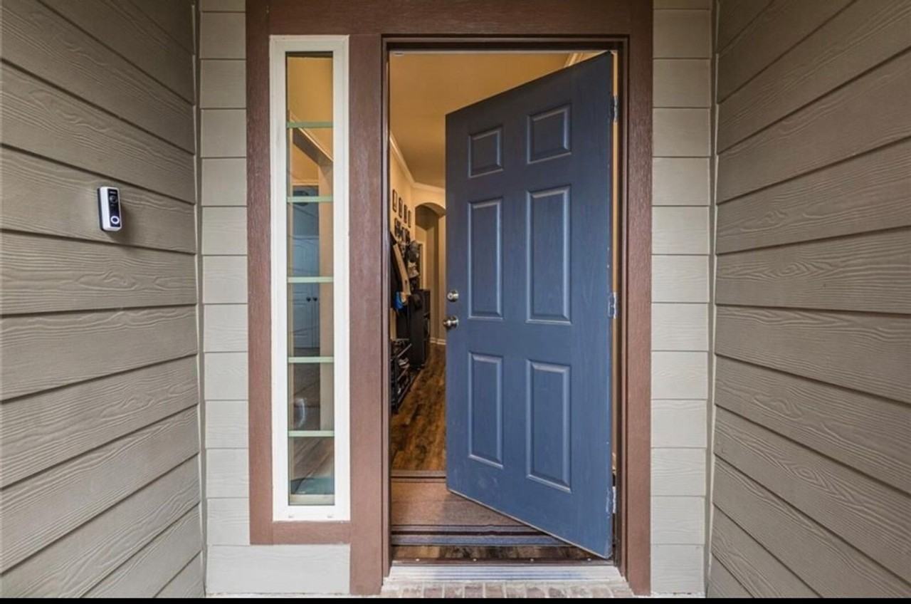 8219 Quiet Hollow Dr - Photo 3 of 43