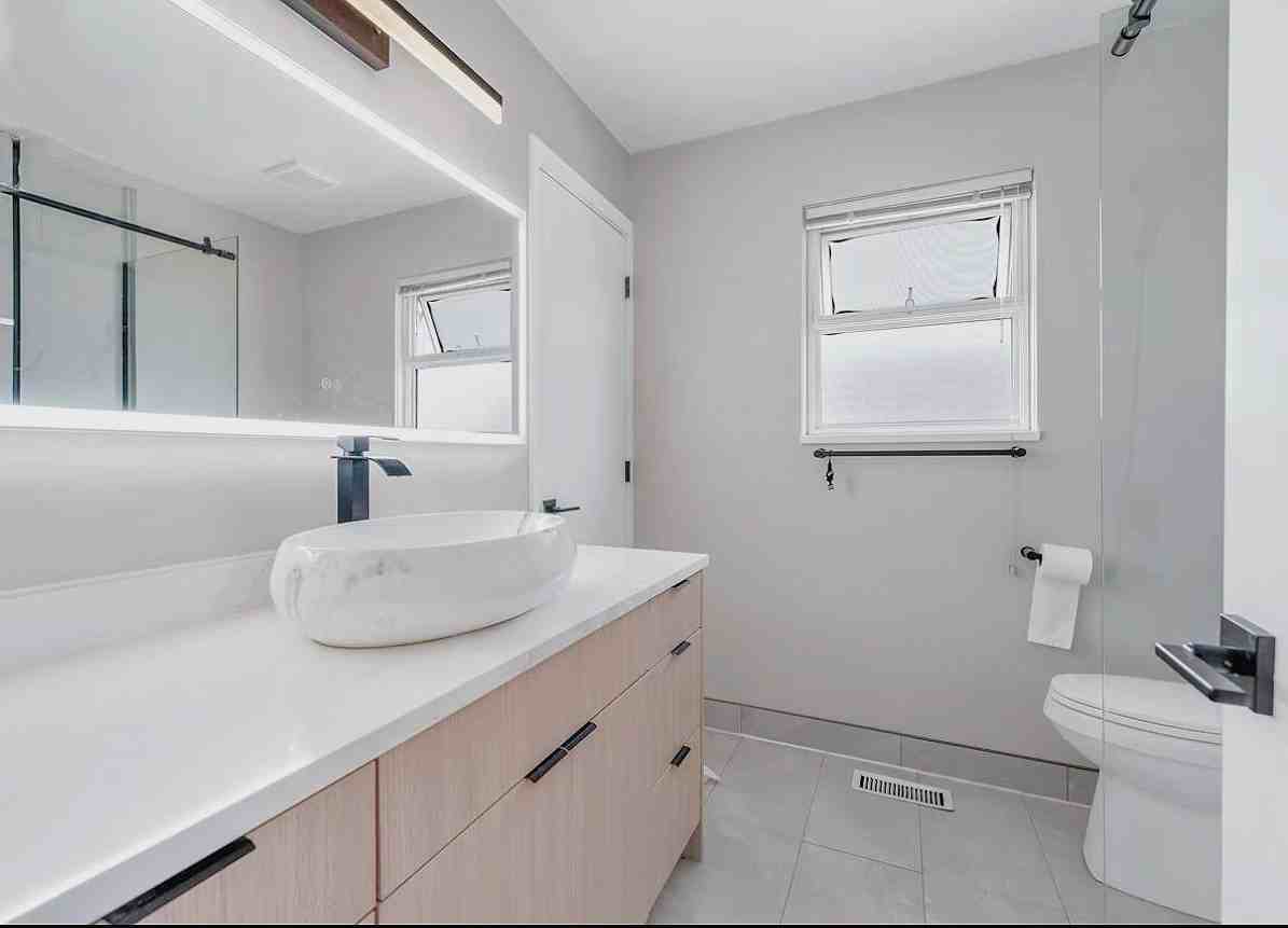 8940 Monroe Avenue - Photo 7 of 7