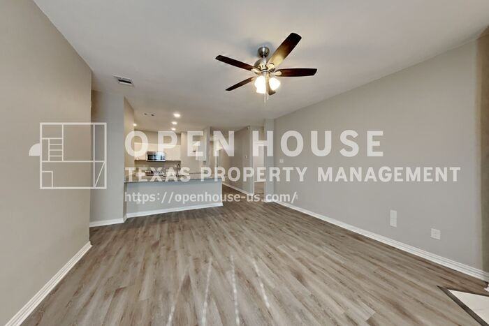 1053 Pullman Dr - Photo 4 of 23