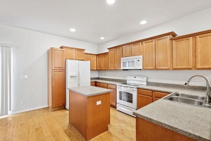 5117 Hawks Crest Pt - Photo 7 of 31