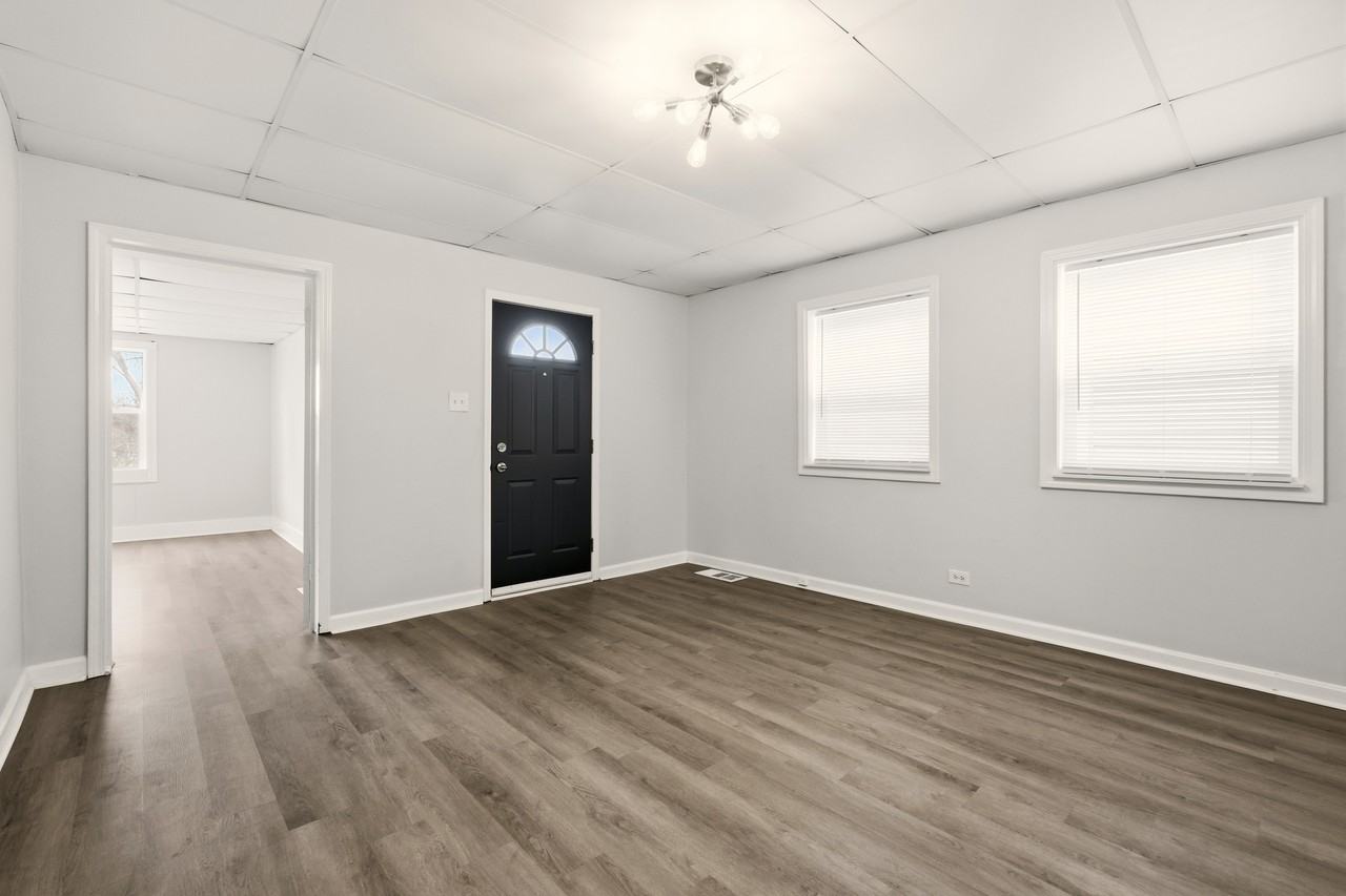 339 Jay St #NA - Photo 5 of 23